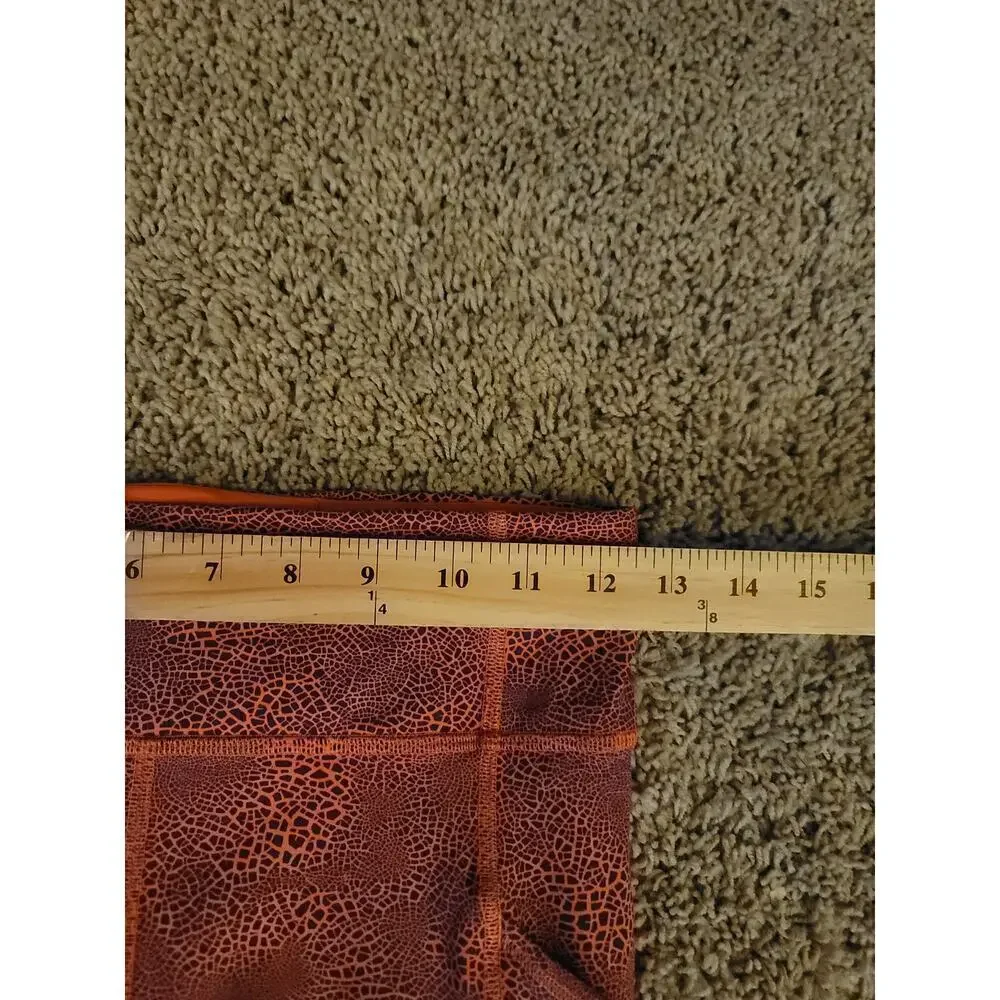 Lululemon Invigorate High-Rise Tight 25” in Crackle Orange, sz 6